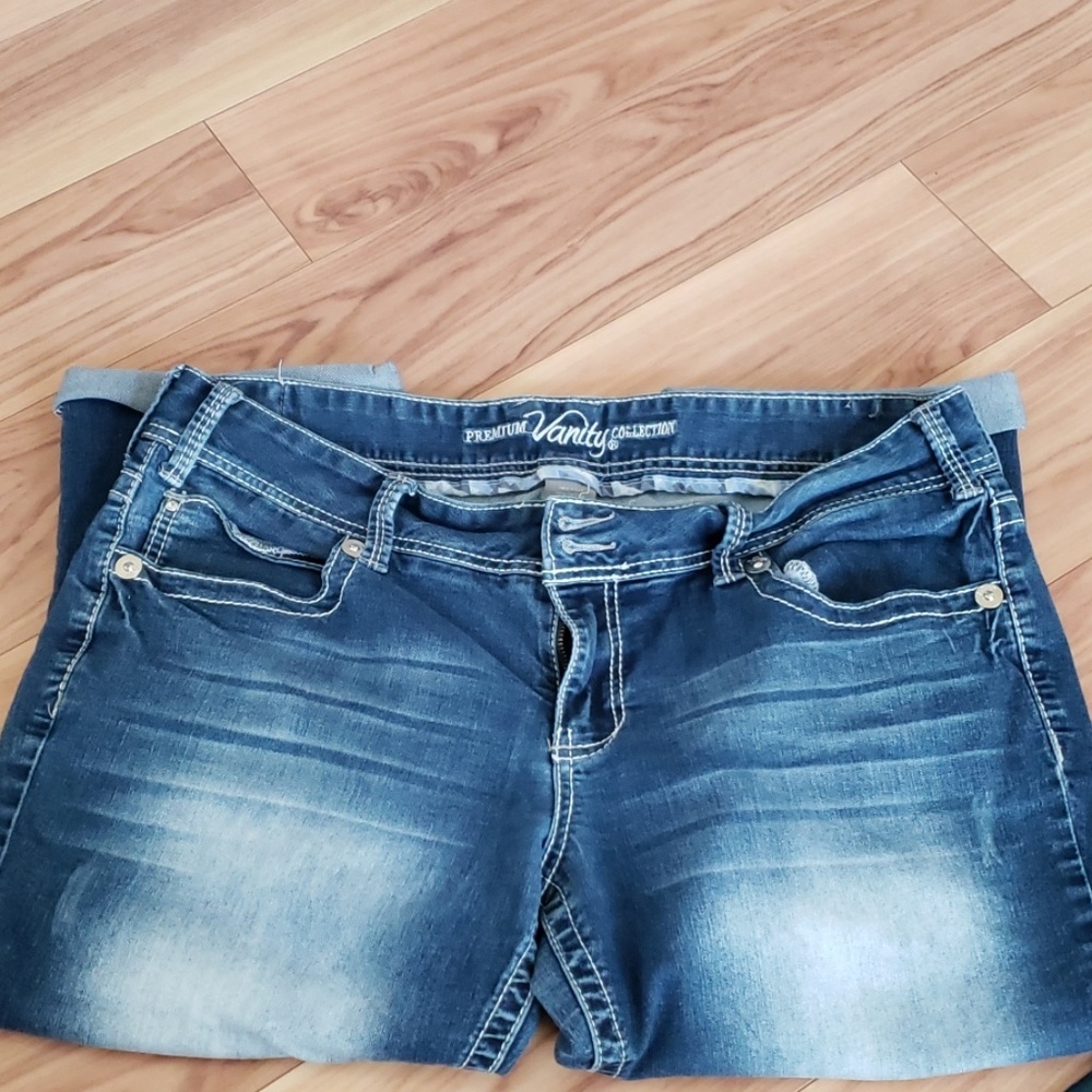 Vanity Capris